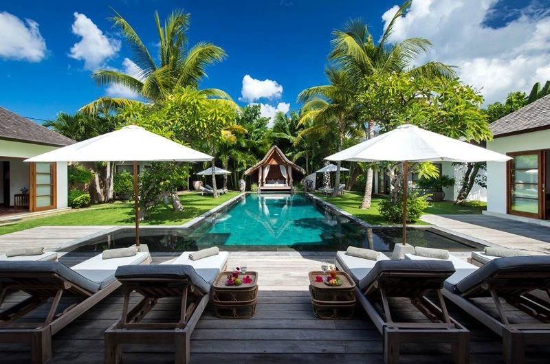 Pool Side Loungers - Villa Tiga Puluh - Seminyak, Bali