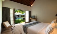 Bedroom with Garden View - Villa Tiga Puluh - Seminyak, Bali