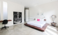 Bedroom with Study Area - Villa Turtle - Seminyak, Bali