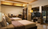 Twin Bedroom with TV - Kamandalu Ubud - Ubud, Bali