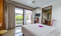 Bedroom and Balcony - Mary's Beach Villa - Canggu, Bali