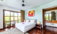 Bedroom with Wooden Floor - Mary's Beach Villa - Canggu, Bali