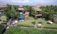 Gardens and Pool - Sound Of The Sea - Pererenan, Bali