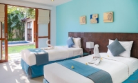 Bedroom with Twin Beds - Villa Sepuluh - Legian, Bali