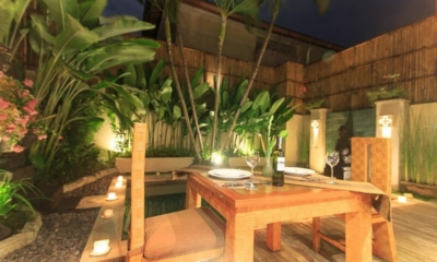 Pool Side Dining - Villa Seriska Dua Seminyak - Seminyak, Bali