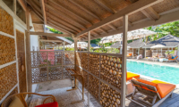 Pool Side Seating Area - Les Villas Ottalia Gili Meno - Gili Meno, Lombok
