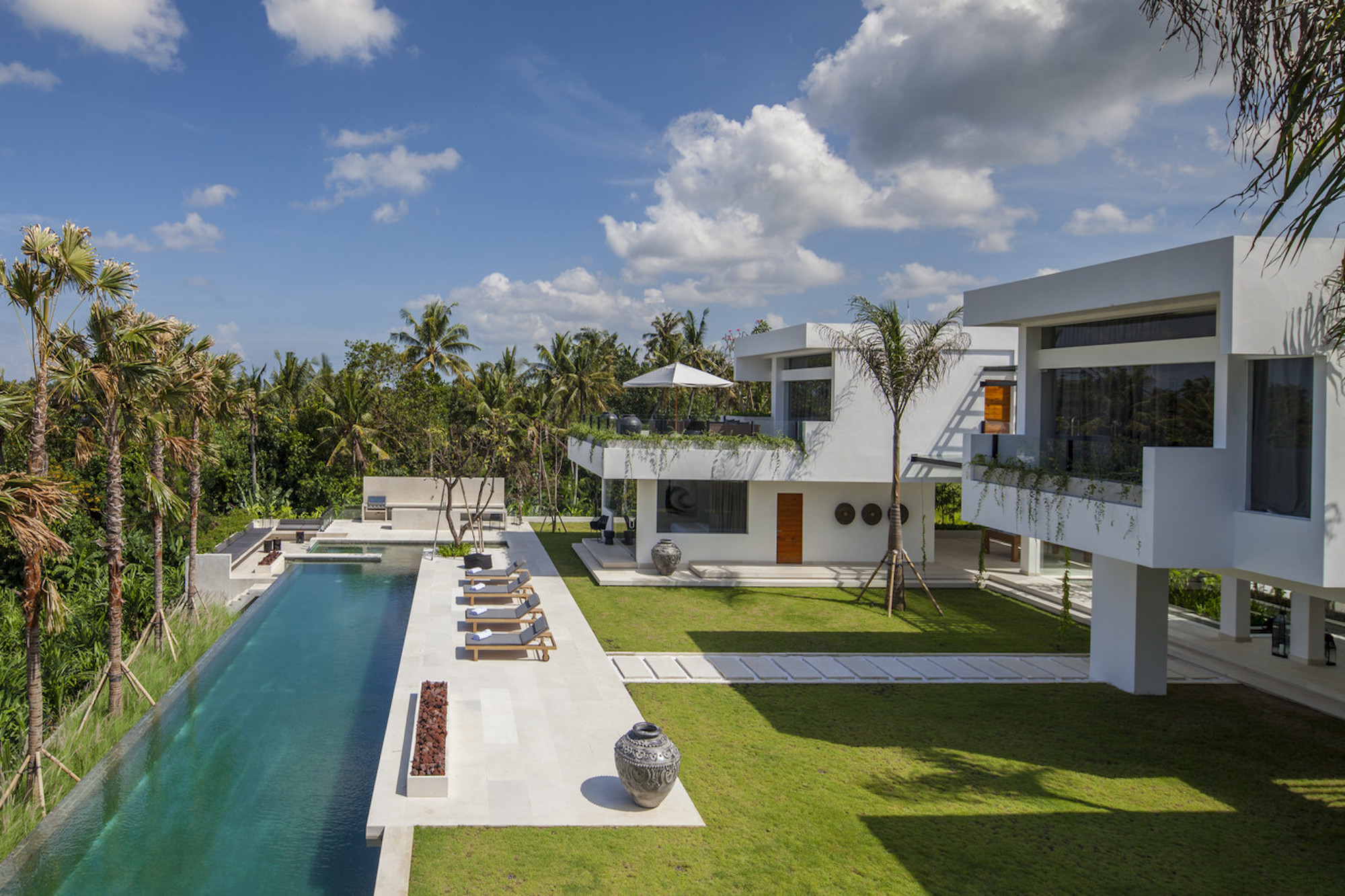 10 Cool Modern Villas in Bali